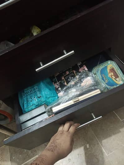 Dressing Table (Habitt)