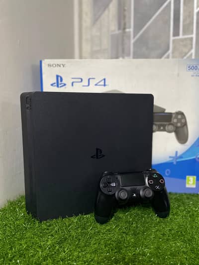 ps4 fat/ps4 slim/ps4 pro (Jailbreak, online)available 03114121490