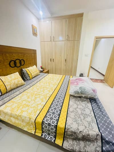 Whatsapp. 03131706506. /Furnished/Male/Female/Hourly/Monthly/D Ground