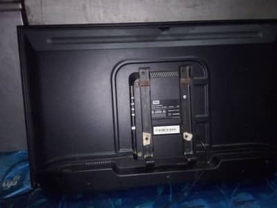 T C L LCD 32inch smart