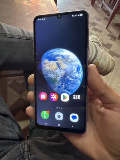 A06 official pta with box