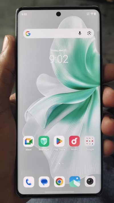 Vivo V30 12+12 256GB Read Ad. . . .