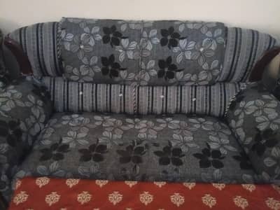 3 seater and 2 single seater Sofa