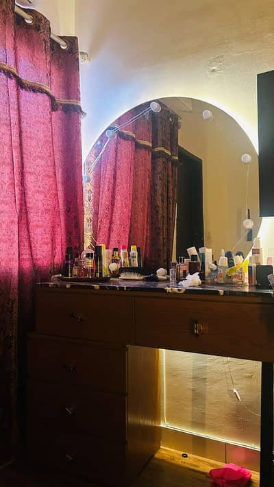 Round Back LED mirror