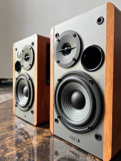 Edifier R1280db  Bookshelf Speakers