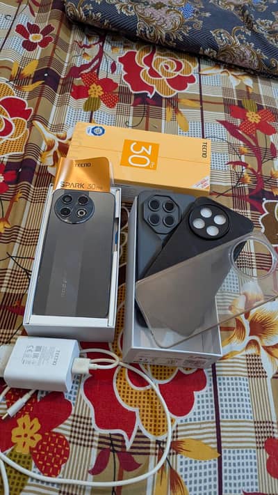 Tecno Spark 30 pro