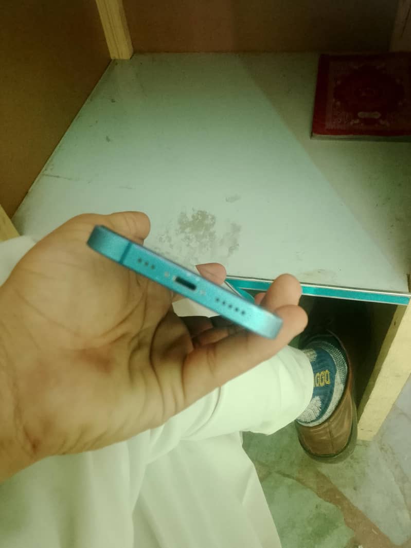 iphone 13 sim working 3