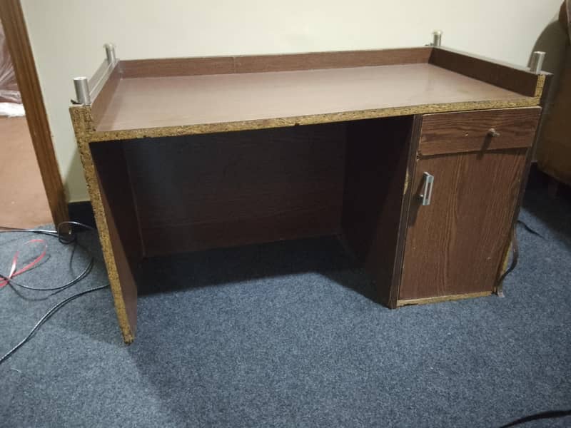 Computer Table with glass 0