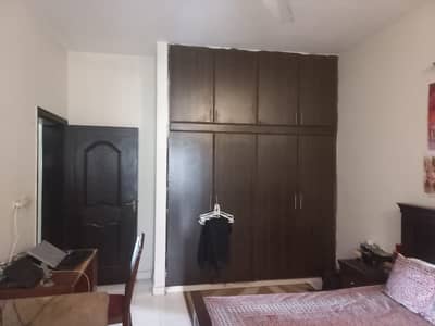 12 Marla Beautiful House For Sale.