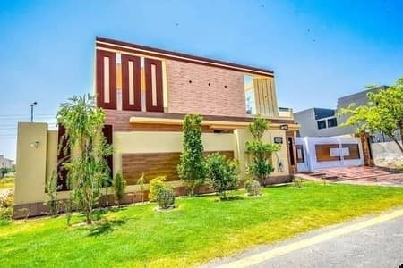 PHASE 7 1-KANAL BRAND NEW FULLY MAINTAINED BUNGALOW IS AVAILABLE FOR SALE.