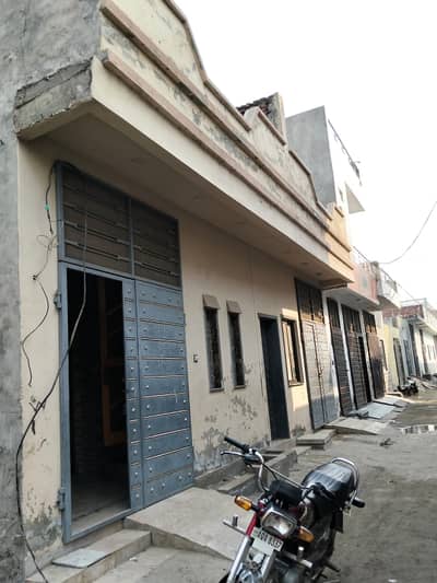 2.5 Marla modern House For Sale In developed society near feroz pur road kahna