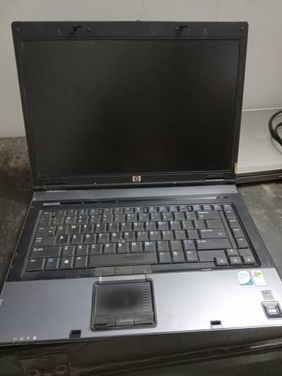 HP Compaq 8510p (Core 2 Duo) for Sale( for repair / Parts )