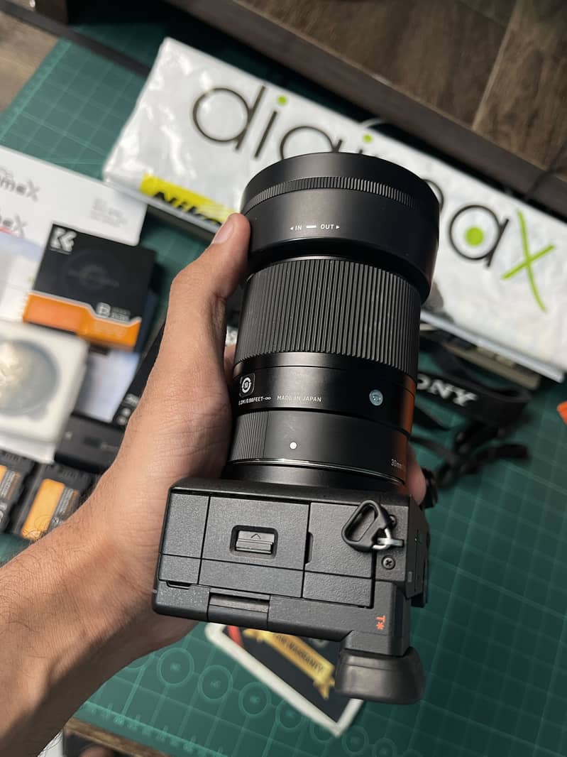 Sony A6700 complete kit 2