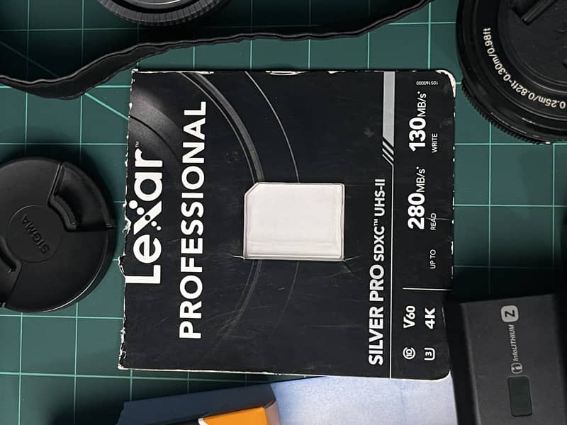 Sony A6700 complete kit 4
