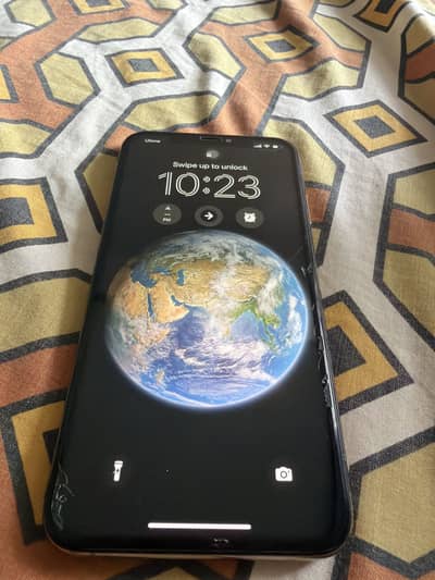Selling my iphone xsmax