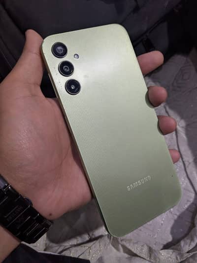 Samsung A14