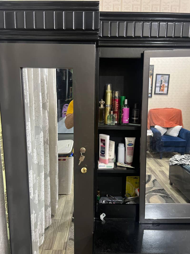 dressing table 2