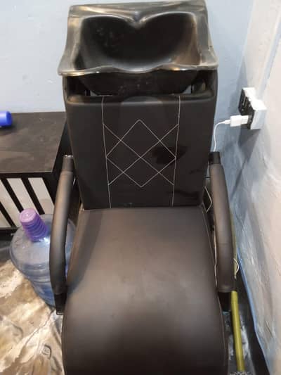 HEAD WASH CHAIR