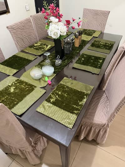 8 chair dinning table for sale