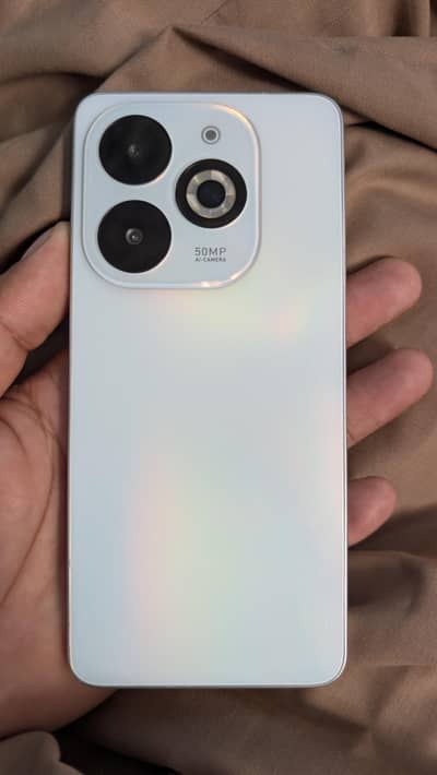 Infinix Smart 8 Pro 4+4GB RAM With Box