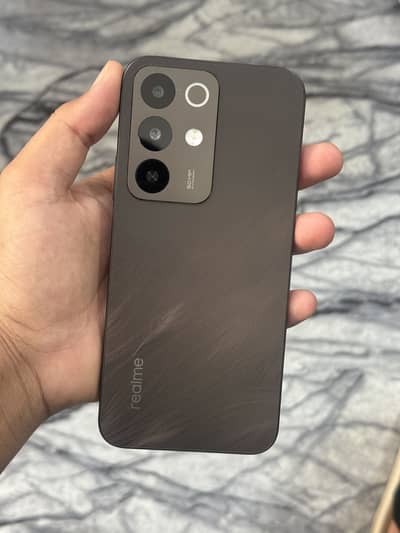 Realme c85