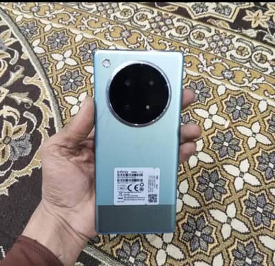 INFINIX ZERO 40 FOR SALE