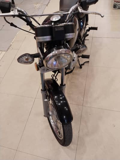 Suzuki GS 150 for sale