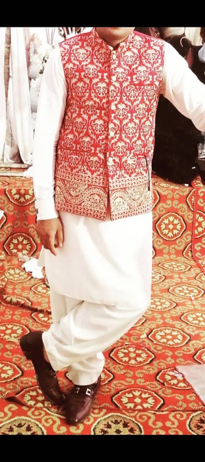 waist coat embroidered