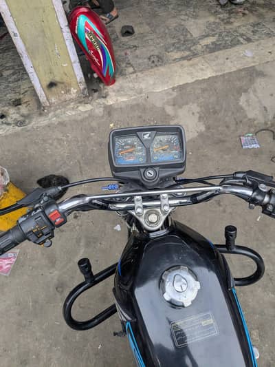 2016 model all okay bike 10/9 condition ha