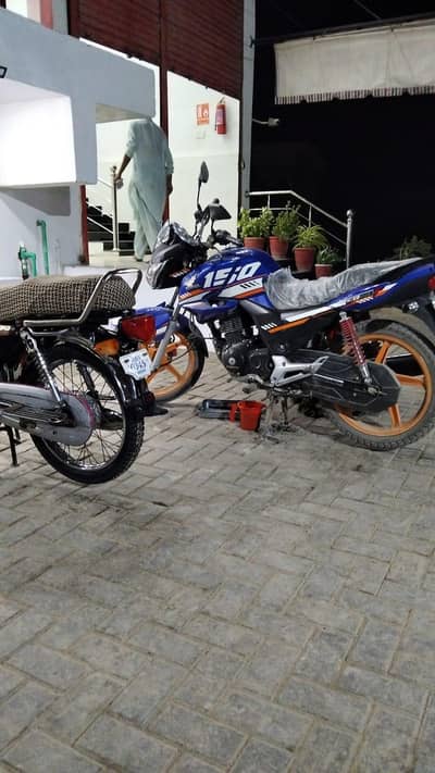 Honda CB150F – Neat Blue Sports, Tubeless Tyres, City-Ready! November