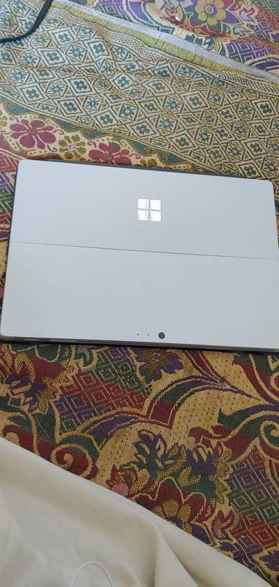 Microsoft surface pro 4 laptop