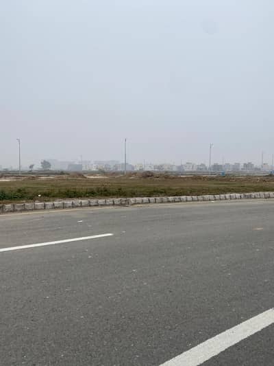 Beautiful Corner Plot For Sale At Investor Rate