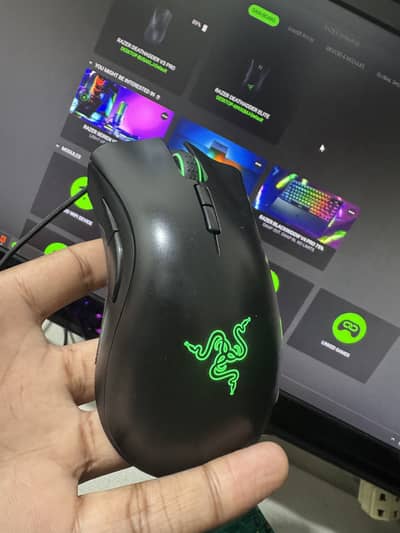 Razer DeathAdder Elite – Pro Gaming Mouse, Smooth & Fast