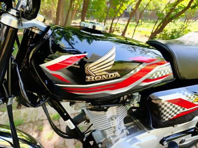 Honda CG 125 2023/2024 Black Total Geniune Gift For Honda Lover