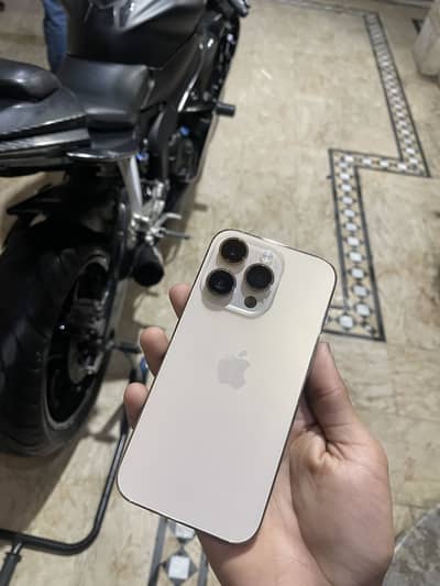 iPhone 14 Pro 256gb factory 93 bh 4month sim time 10/10 Chacha peice