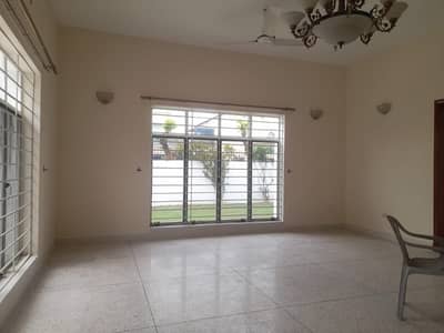 Avail Yourself A Great 500 Square Yards House In F-8