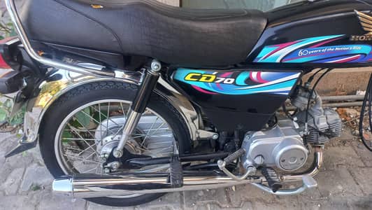 Honda CD 70 2024