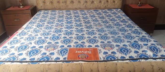 Mattress King Size 10/10