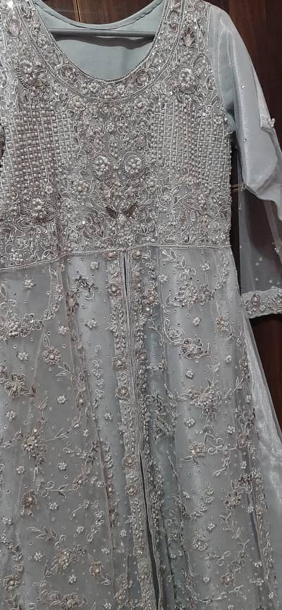 Bridle , casual, Different prices of dressess. Stuff different