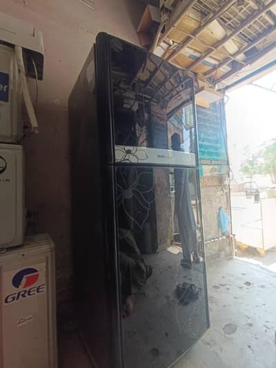 used orient refrigerator 10/9 condition