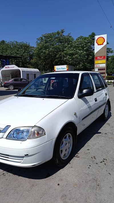 Best condition, Chill AC, best fuel average Cultus 2012 urgent sale