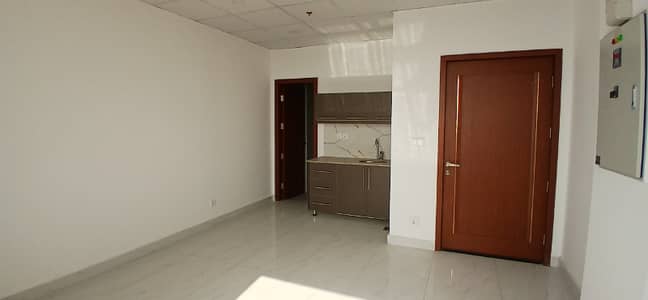 Corporate and Executive Offices Available For Rent In Main Boulevard Gulberg!