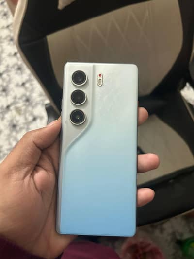 Techno Camon 40 Pro