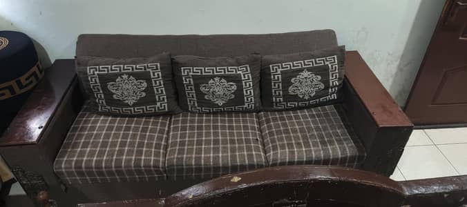 "Used 3+2+1 Sofa Set for Sale" urgent sale