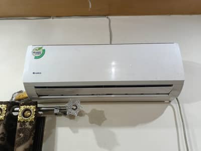 Gree 1 ton Ac