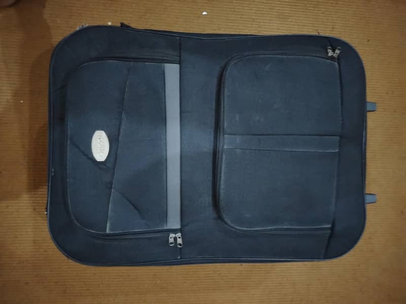 Suit case 0