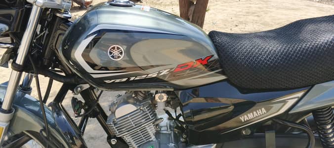 Yamaha dx new condition very good smooth