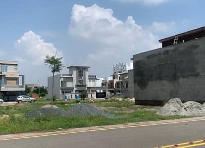 You Can Find A Gorgeous Residential Plot For sale In Dream Gardens Phase 1 - Block A