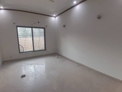 Affordable Lower Portion For Rent In DHA Phase 8