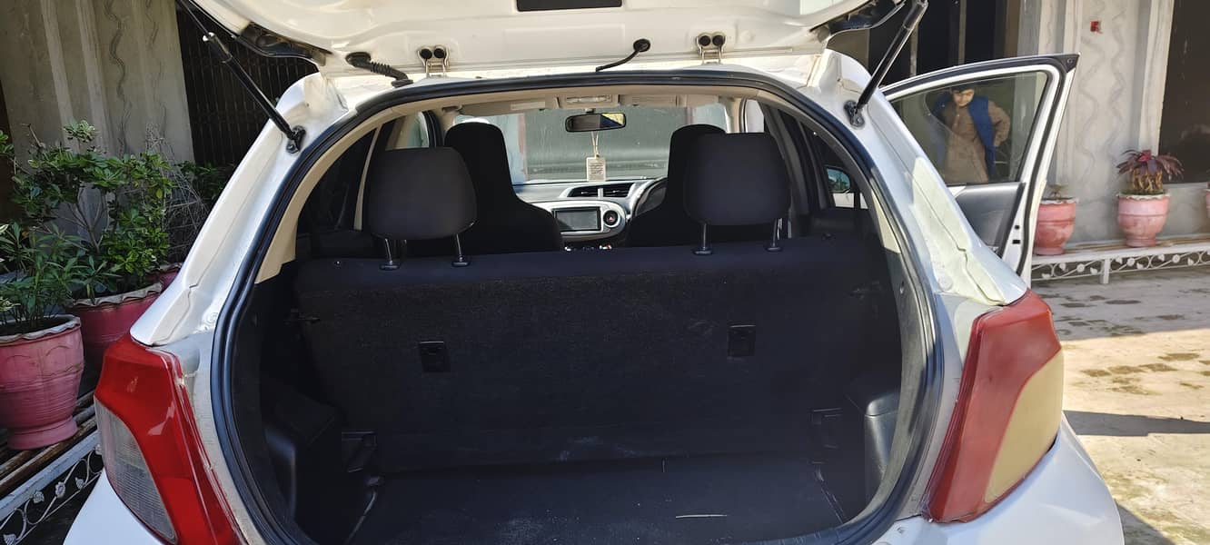 Toyota Vitz 2012 Registered 2015 2